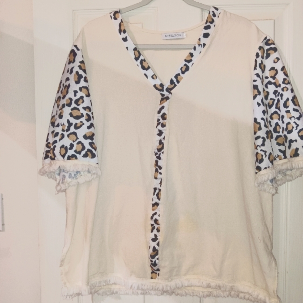 Misslook women's pullover leopard print sleeves size XL